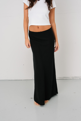 Capri Skirt in Black · effortless scandi skirt for women from ITS MAY