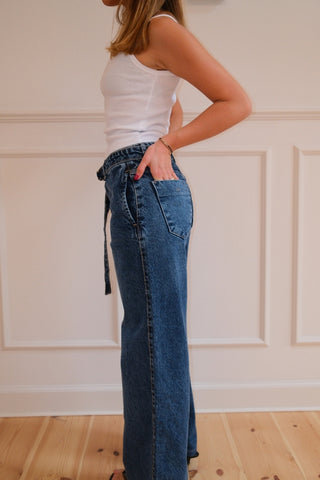 Amadea Jeans in Medium Blue · effortless scandi jeans for women from ITS MAY