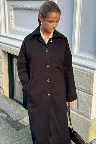 Harper Trench Coat in Black · effortless scandi jacket for women from ITS MAY