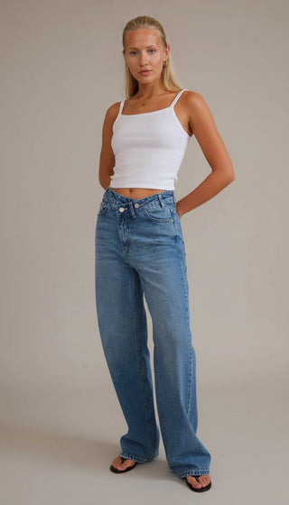 Angelina Loose Jeans - Medium Blue