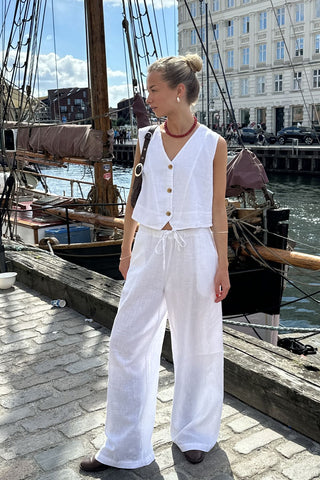 Elle Vest in White · effortless scandi vest for women from ITS MAY